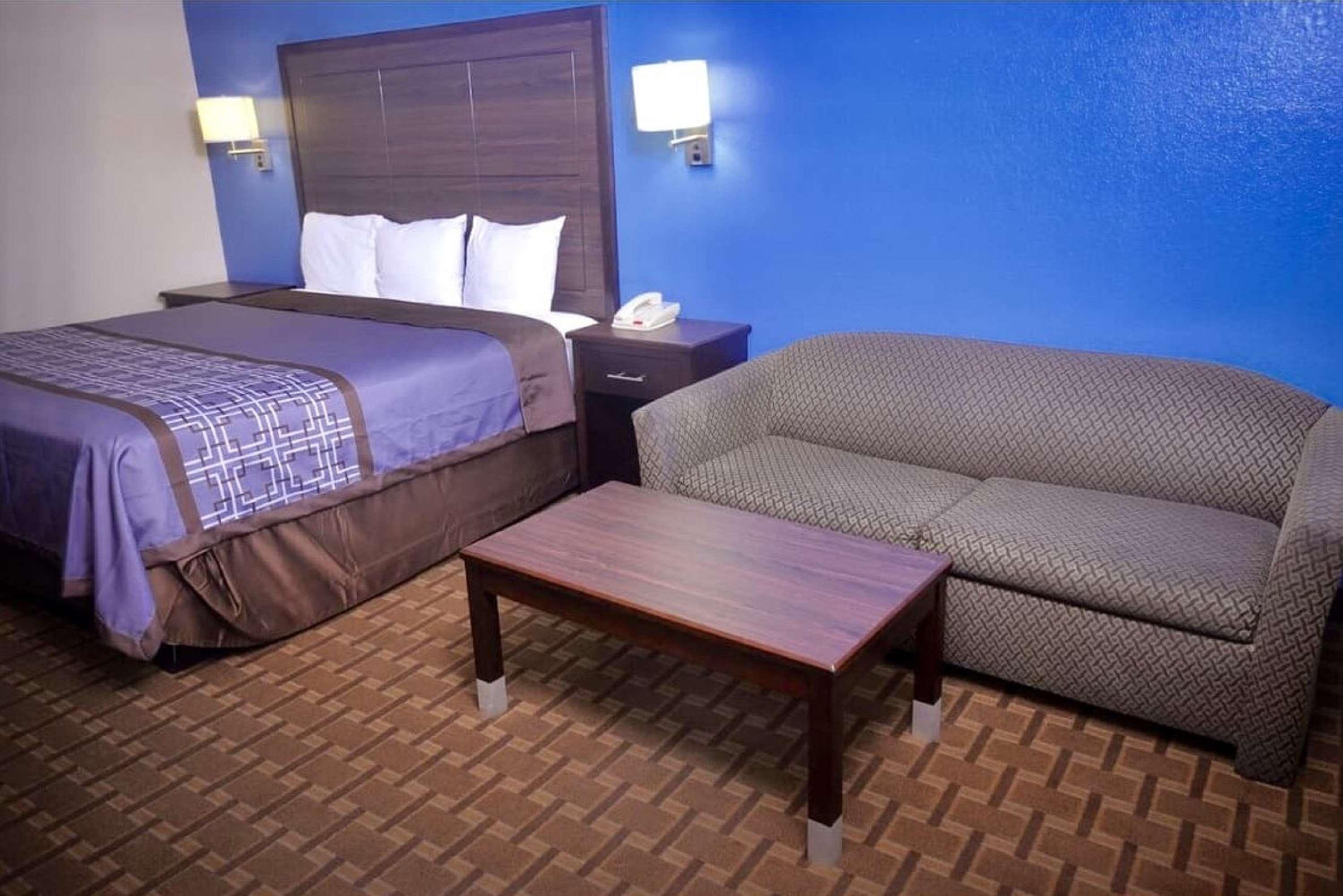 Surestay Hotel By Best Western Terrell Exterior photo